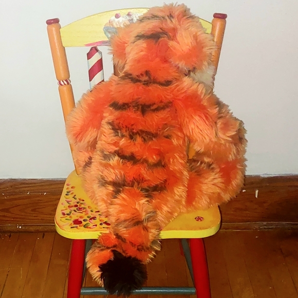 Disney Store *RARE* XL 18" Plush Cuddler Tigger - Picture 2 of 4